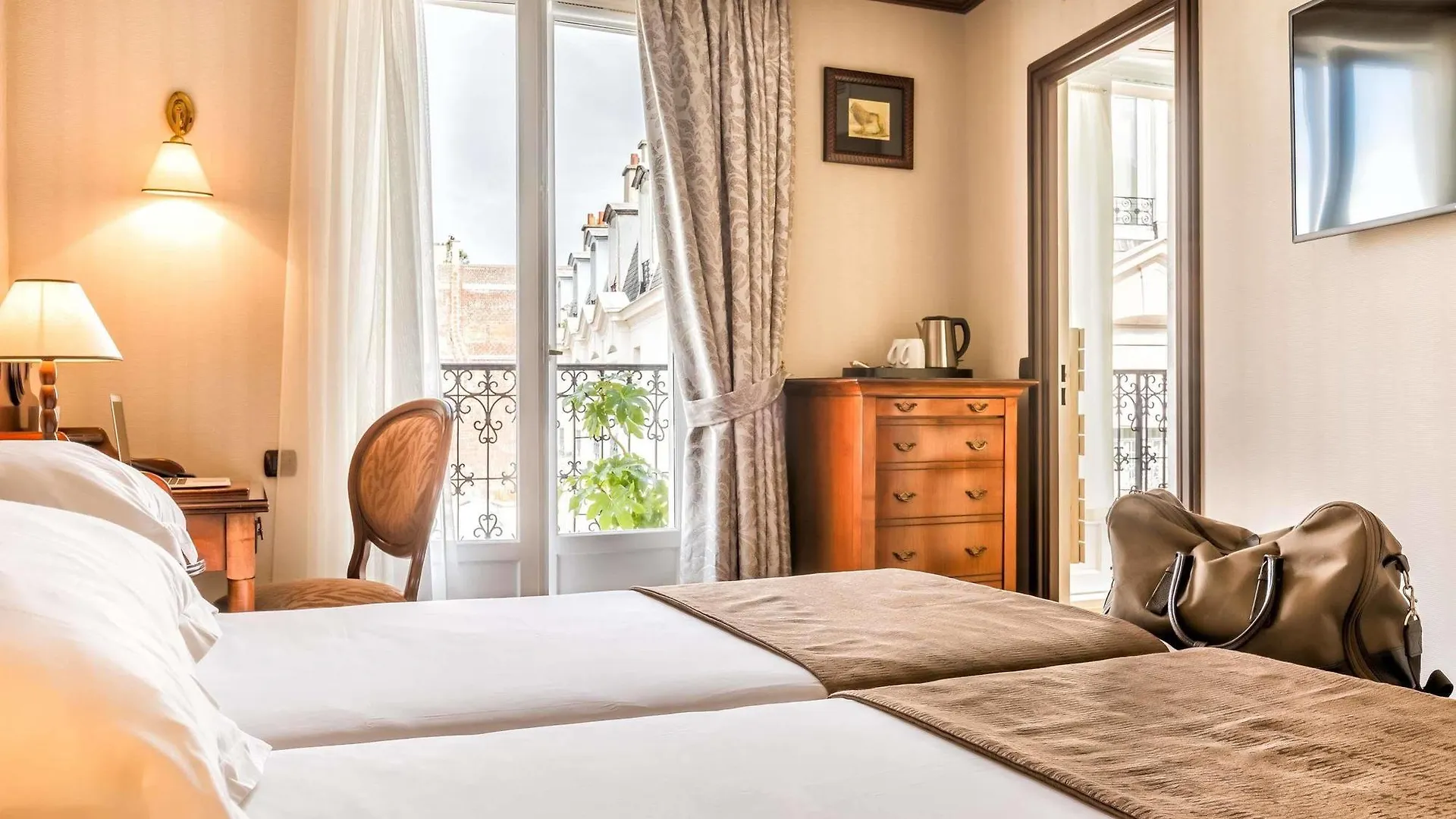 Montparnasse Hotel