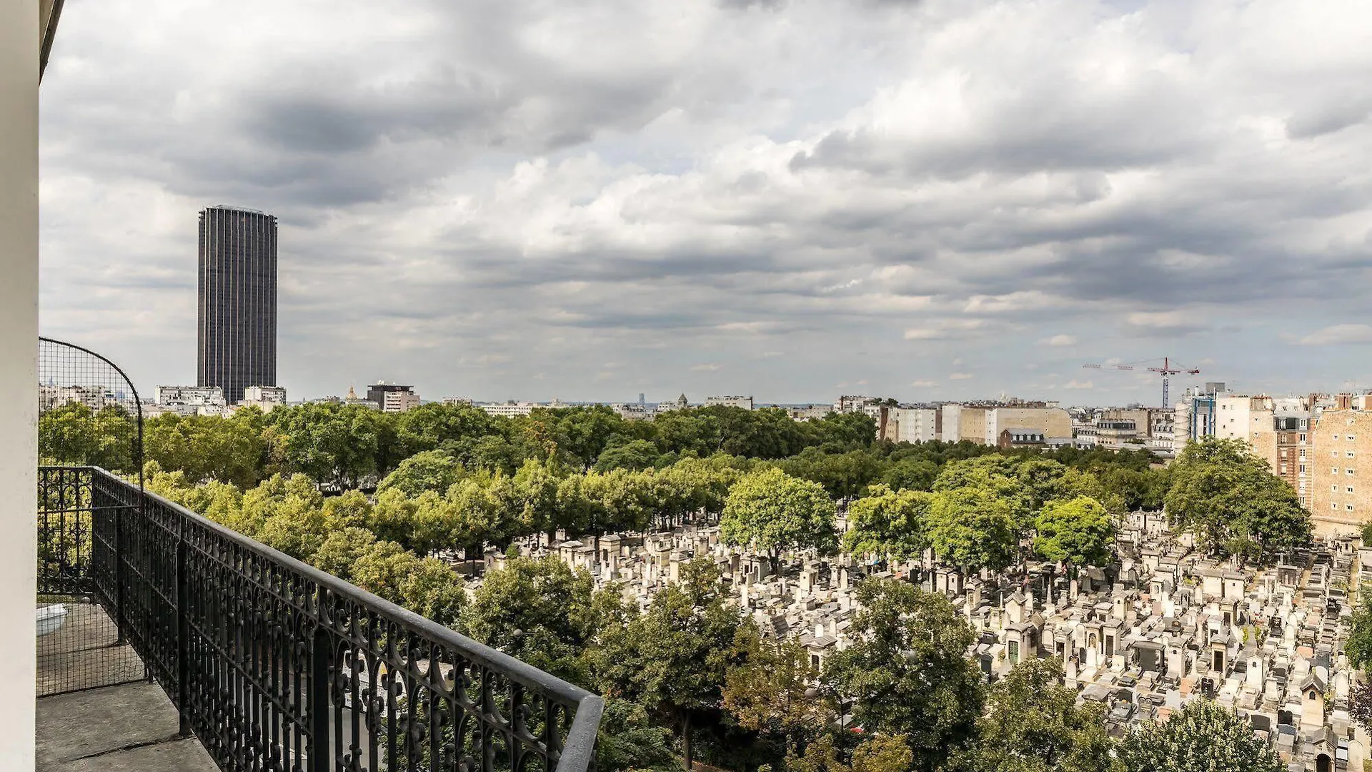 Montparnasse Hotel Paris