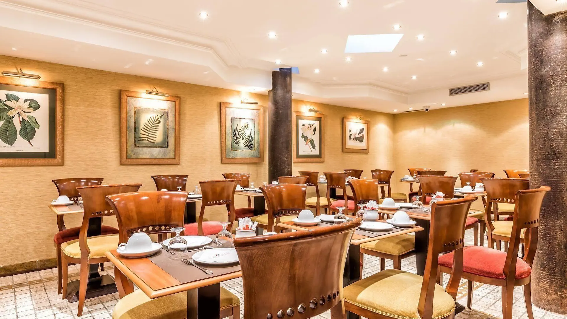 Hotel Montparnasse 4*